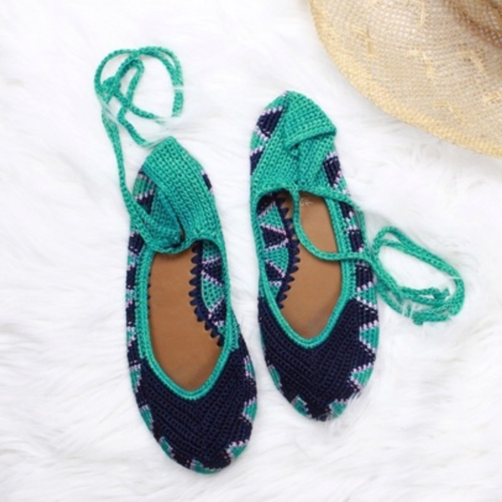 Painted Bird Crochet Flats